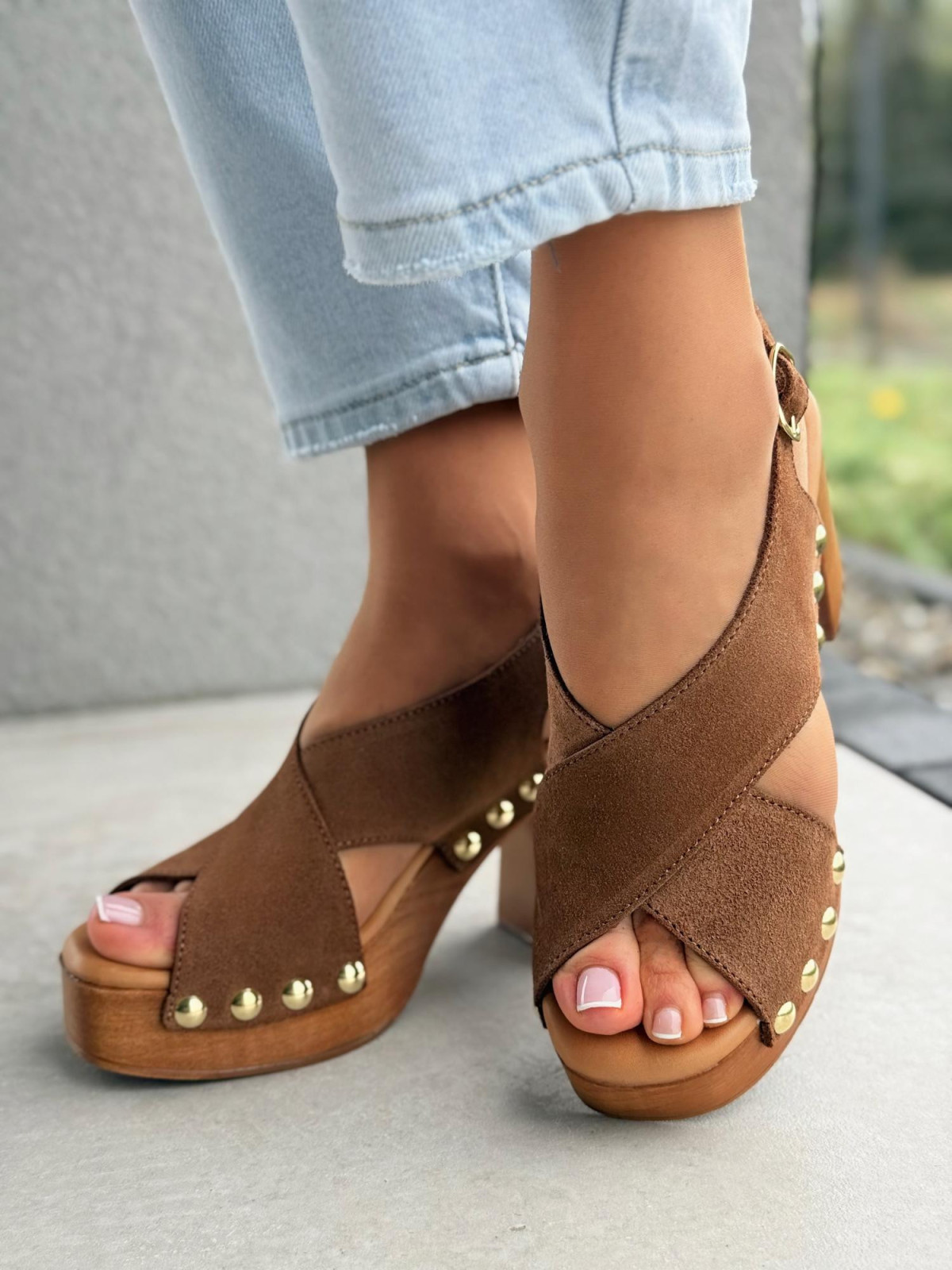 Sandałki damskie ze skóry naturalnej