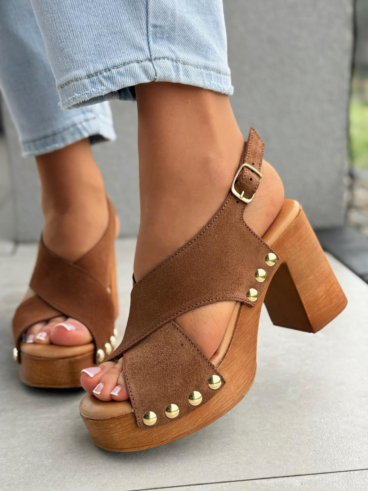 Sandałki damskie ze skóry naturalnej