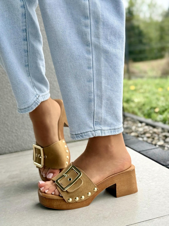 Klapki damskie ze skóry naturalnej