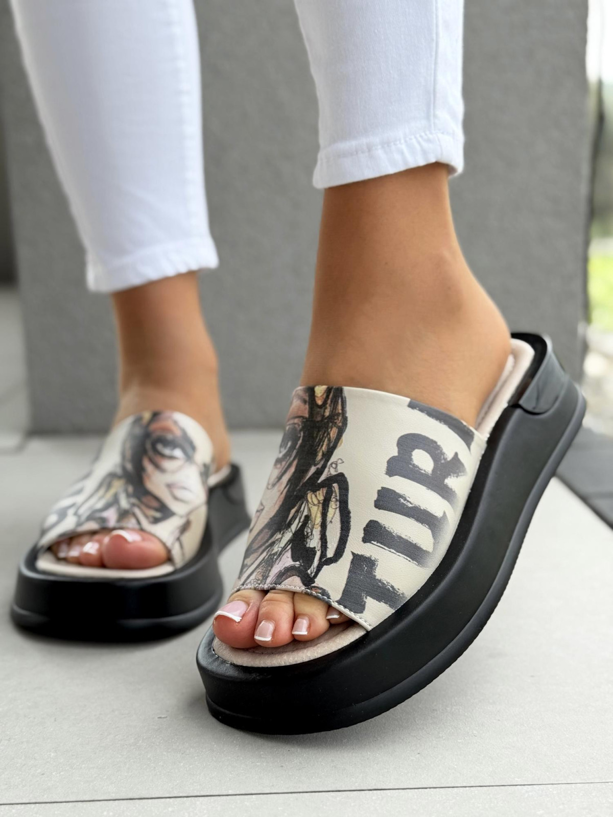 Klapki damskie ze skóry naturalnej