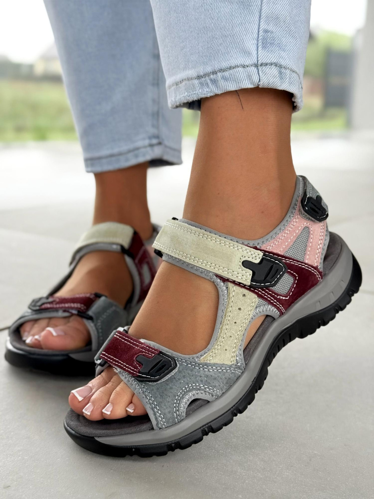 Sandałki damskie ze skóry naturalnej