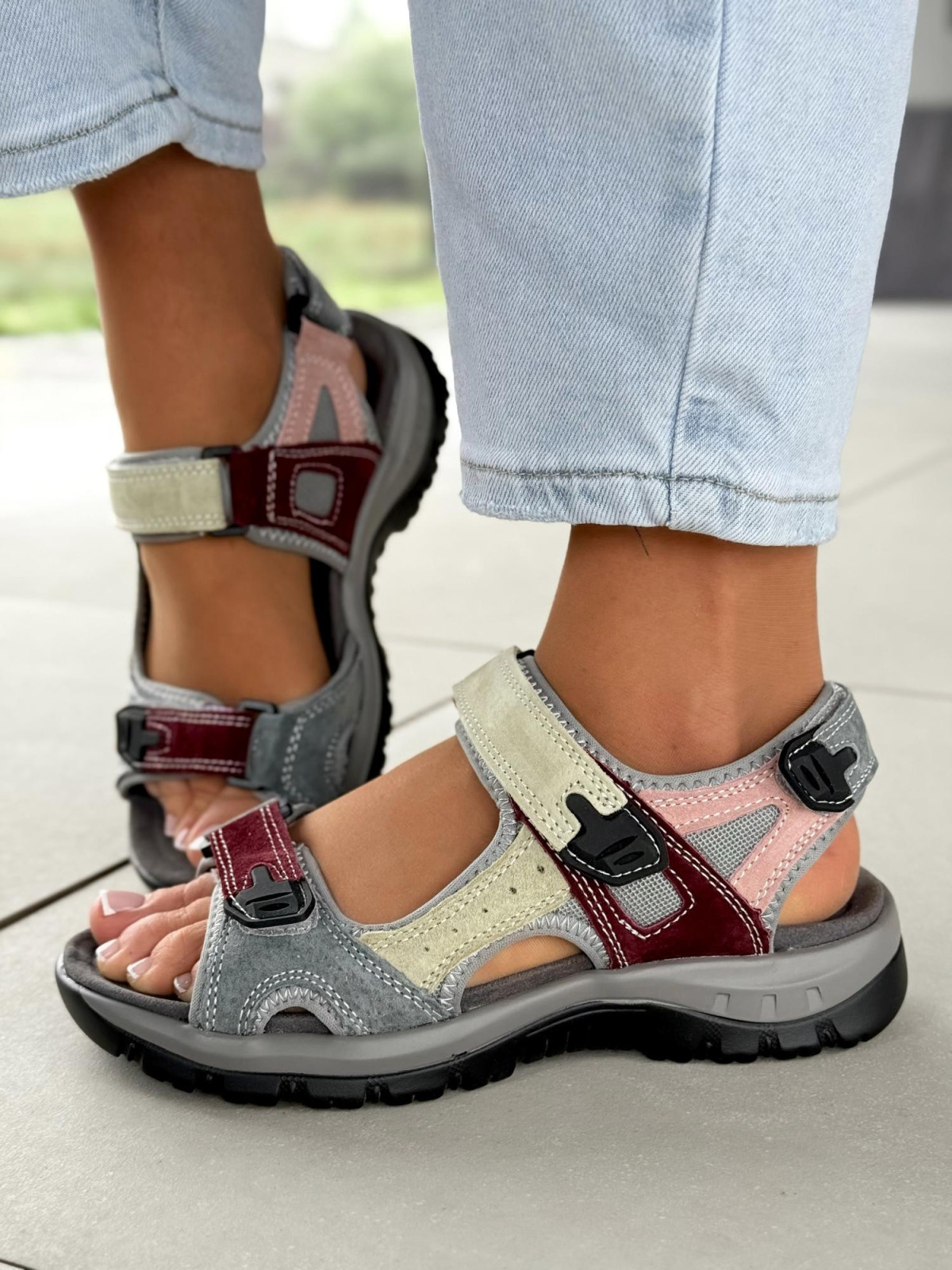 Sandałki damskie ze skóry naturalnej