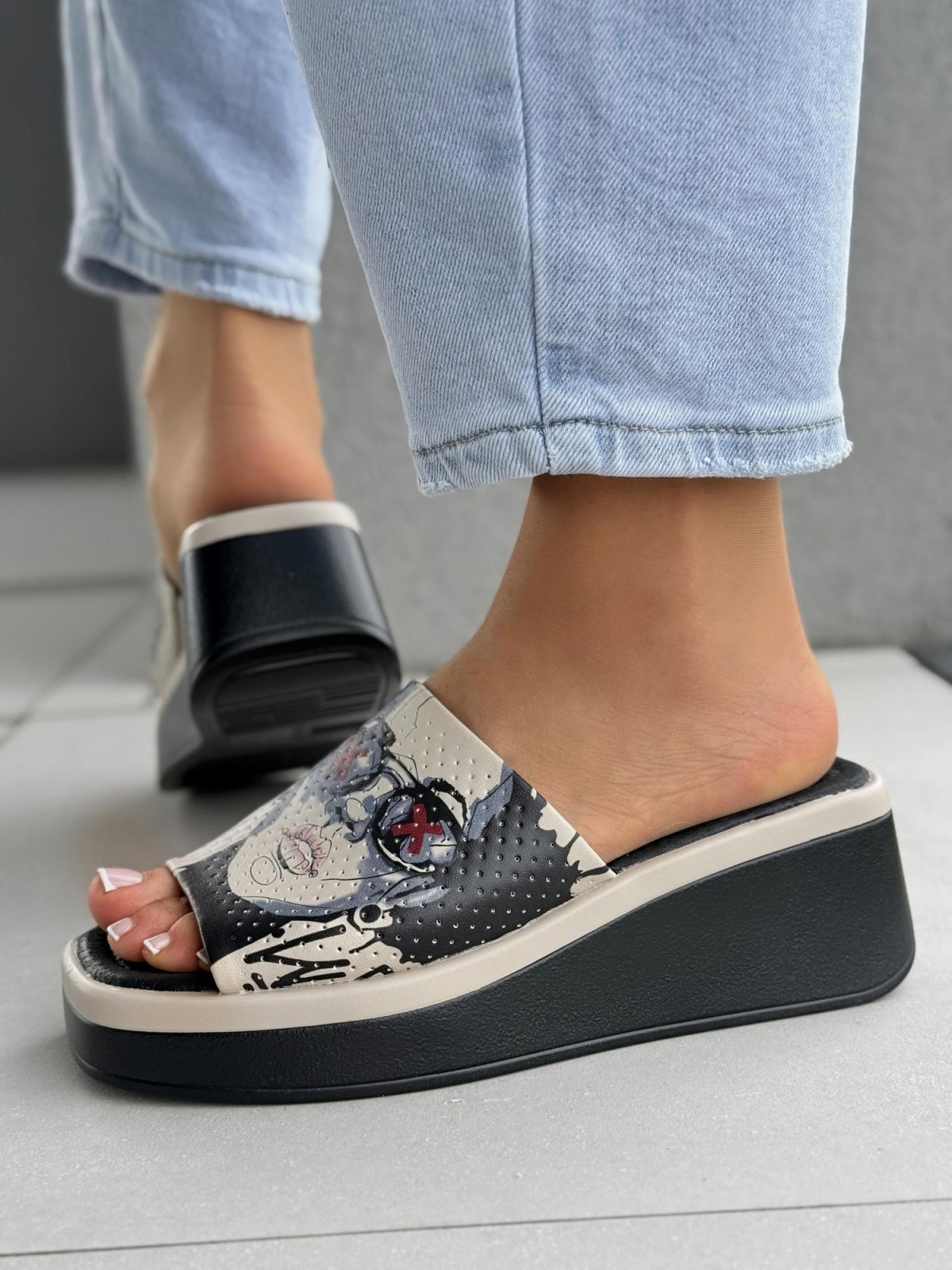 Klapki damskie ze skóry naturalnej