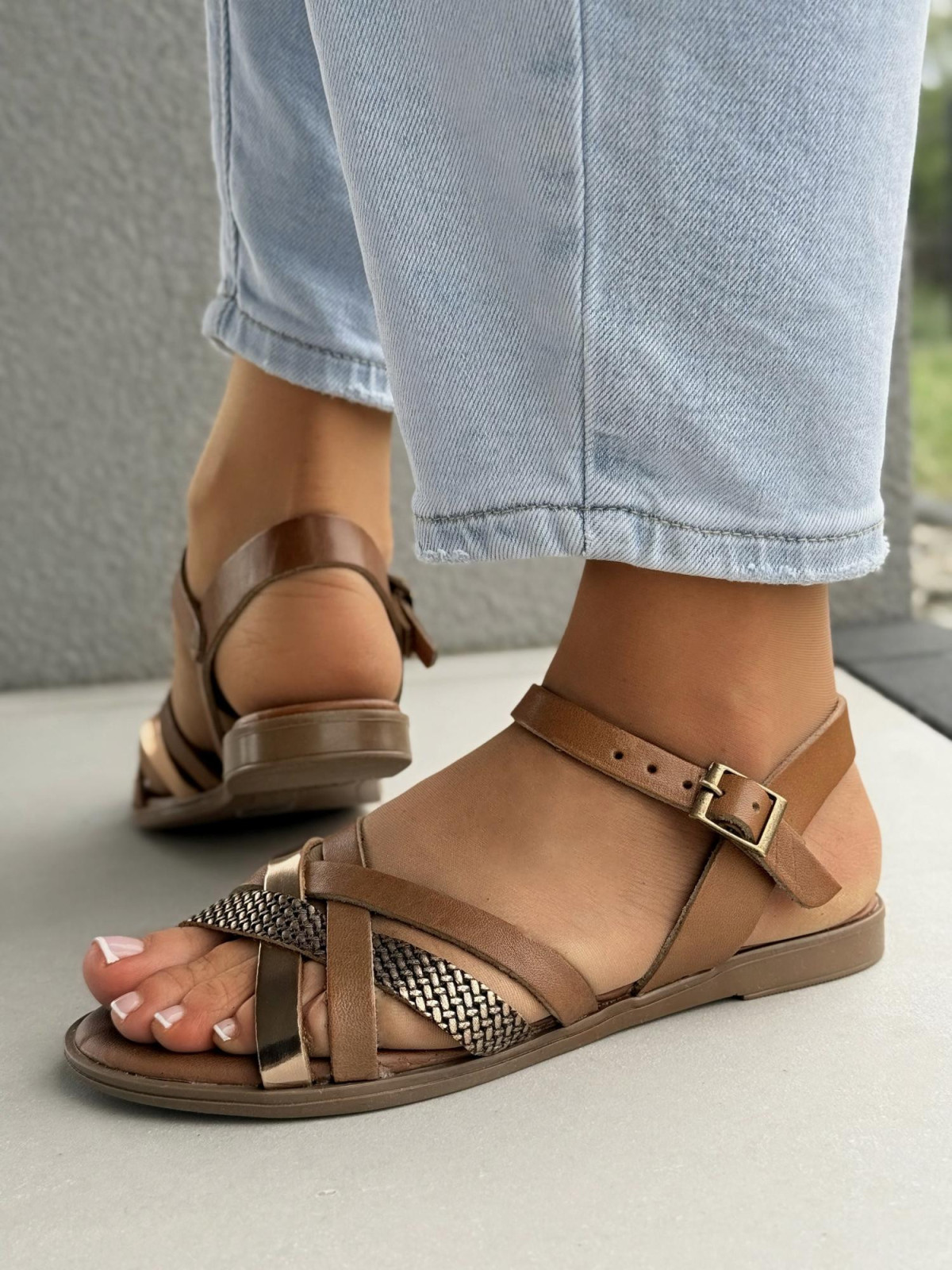 Sandałki damskie ze skóry naturalnej