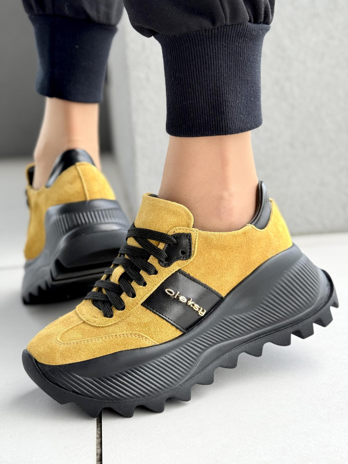 Sneakersy damskie OLEKSY ze skóry naturalnej Polskiej produkcji