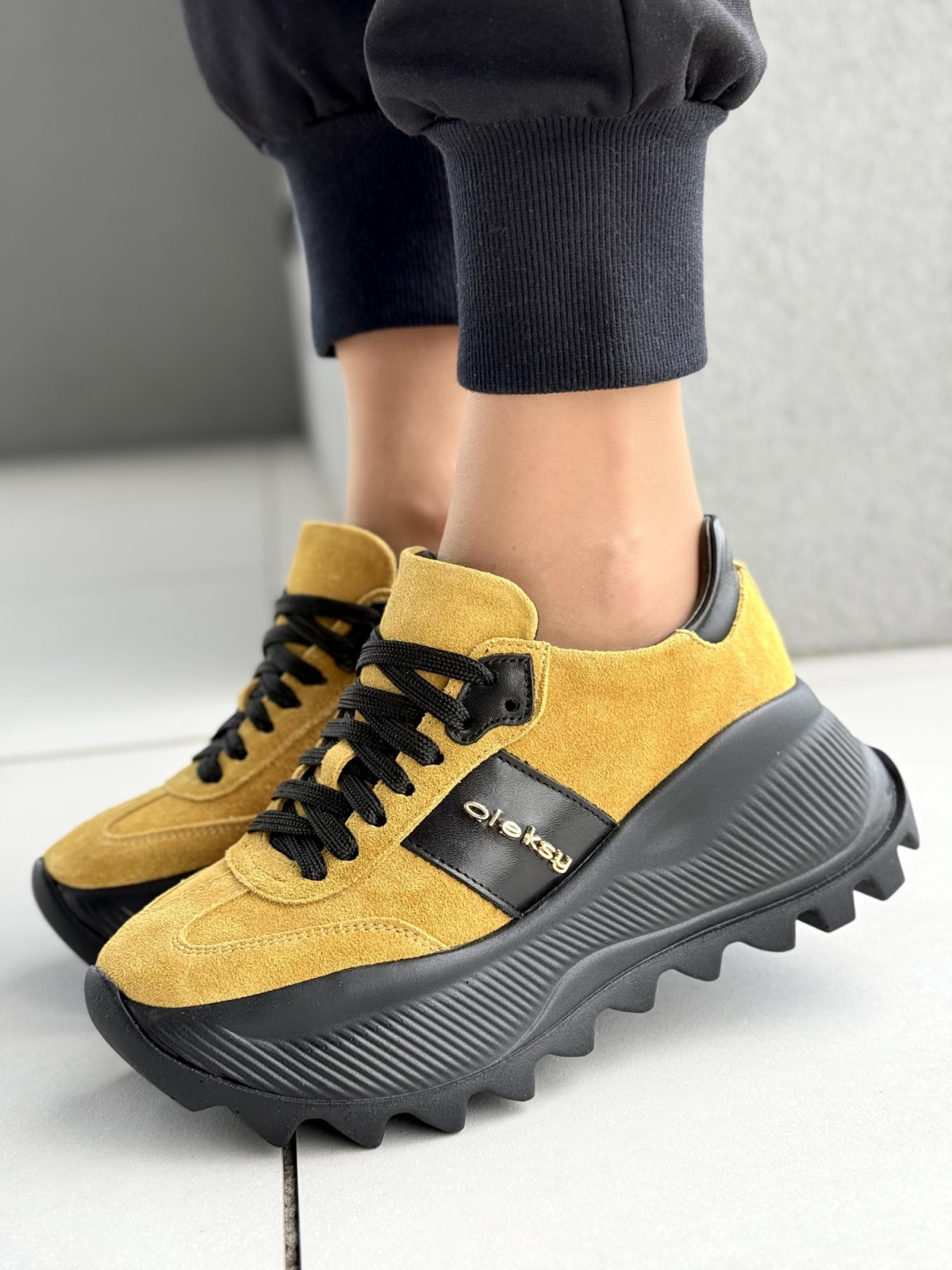 Sneakersy damskie OLEKSY ze skóry naturalnej Polskiej produkcji