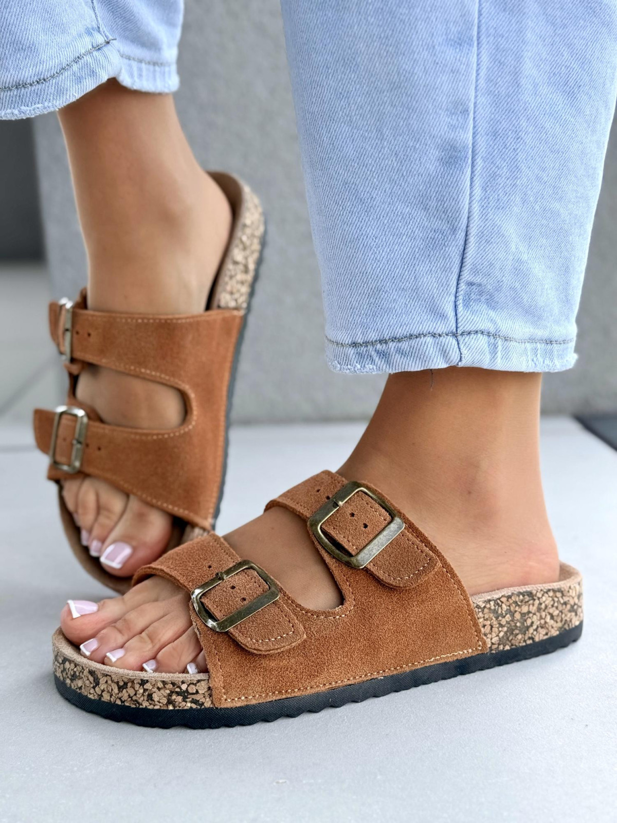 Klapki damskie ze skóry naturalnej