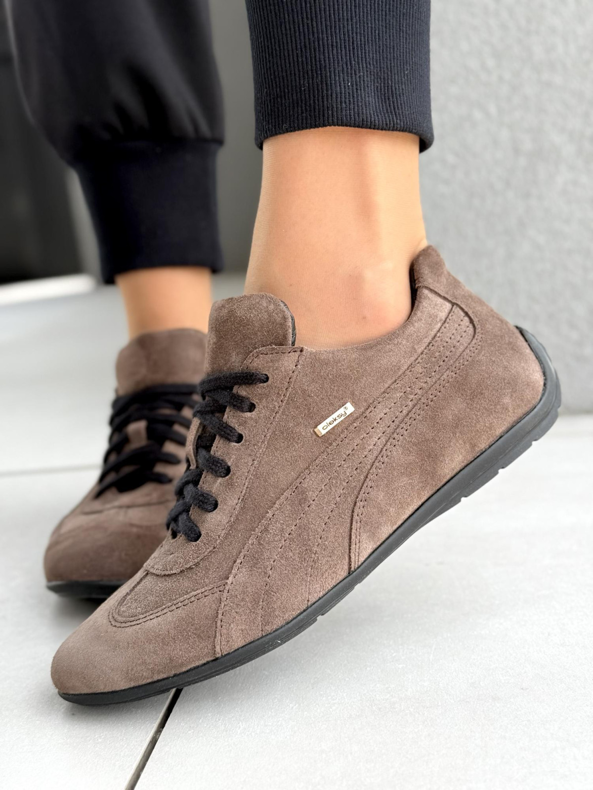 Sneakersy ze skóry naturalnej OLEKSY Polskiej produkcji