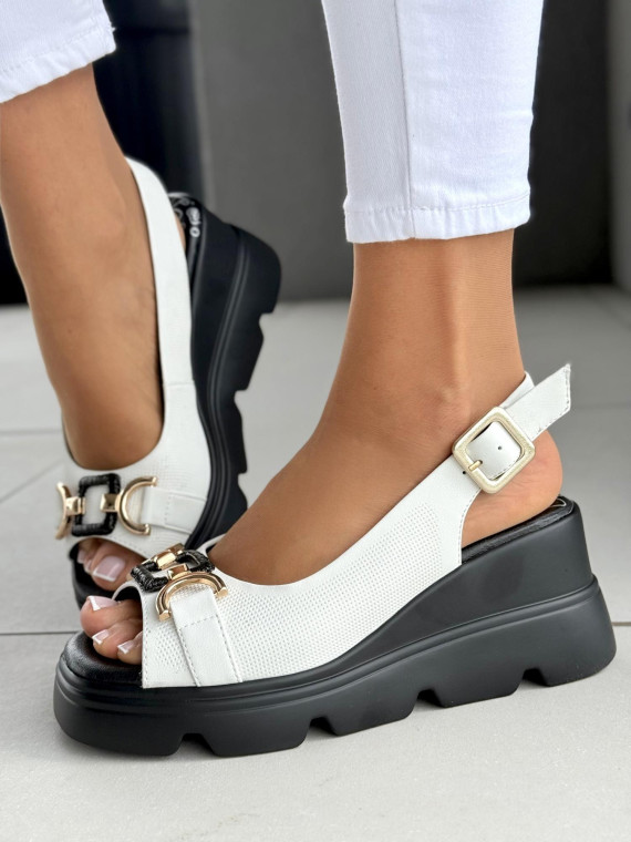 Sandałki damskie ze skóry naturalnej