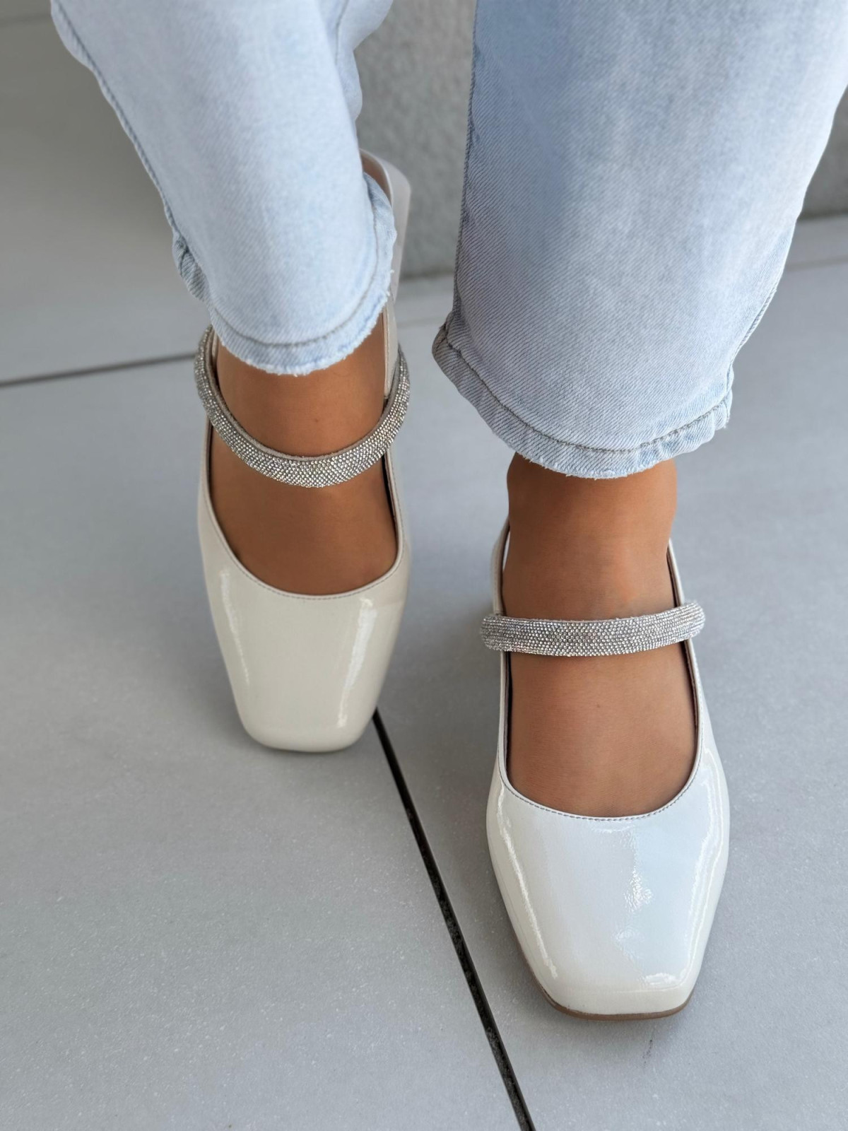 Sandałki damskie ze skóry naturalnej