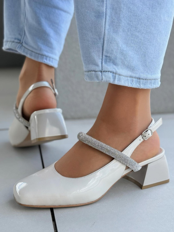 Sandałki damskie ze skóry naturalnej