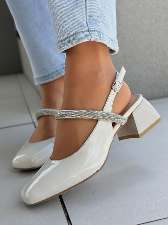 Sandałki damskie ze skóry naturalnej