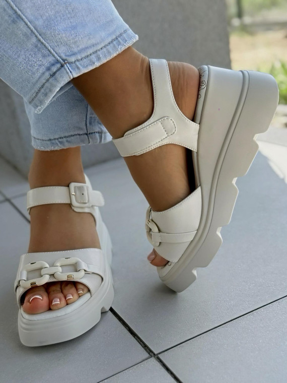 Sandałki damskie ze skóry naturalnej