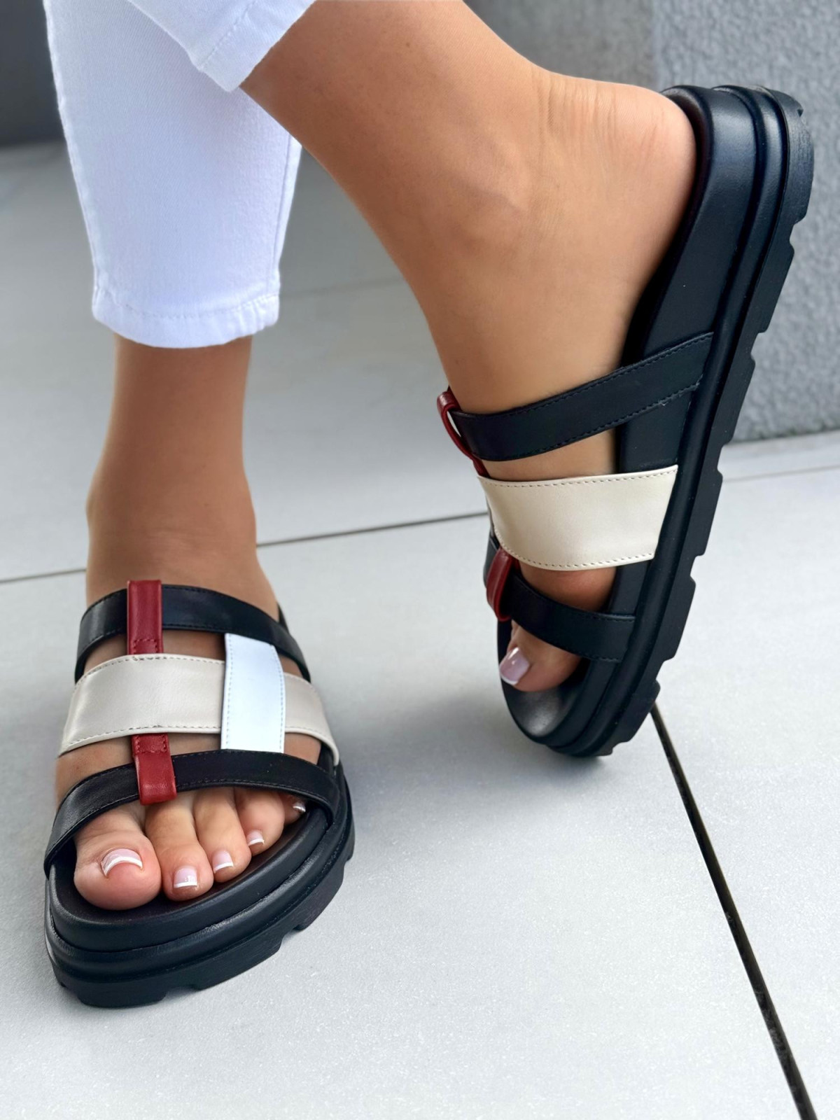 Klapki damskie OLEKSY ze skóry naturalnej Polskiej produkcji