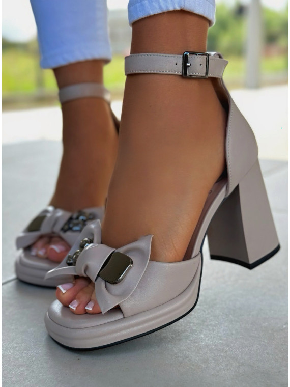 Sandałki damskie ze skóry naturalnej