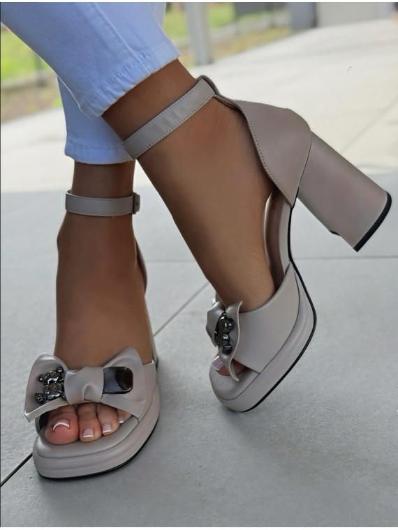 Sandałki damskie ze skóry naturalnej