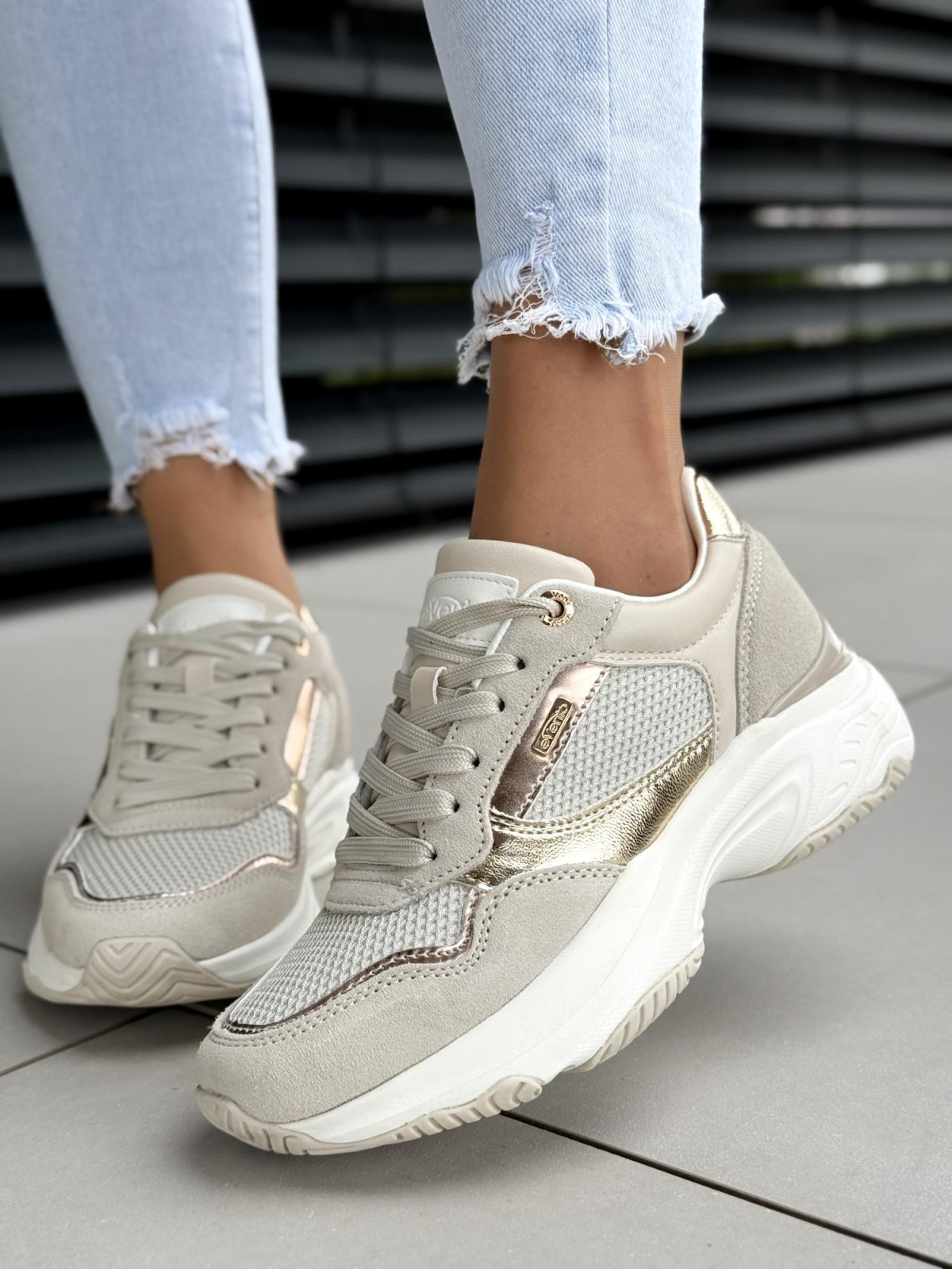 Sneakersy ze skóry naturalnej OLEKSY Polskiej produkcji