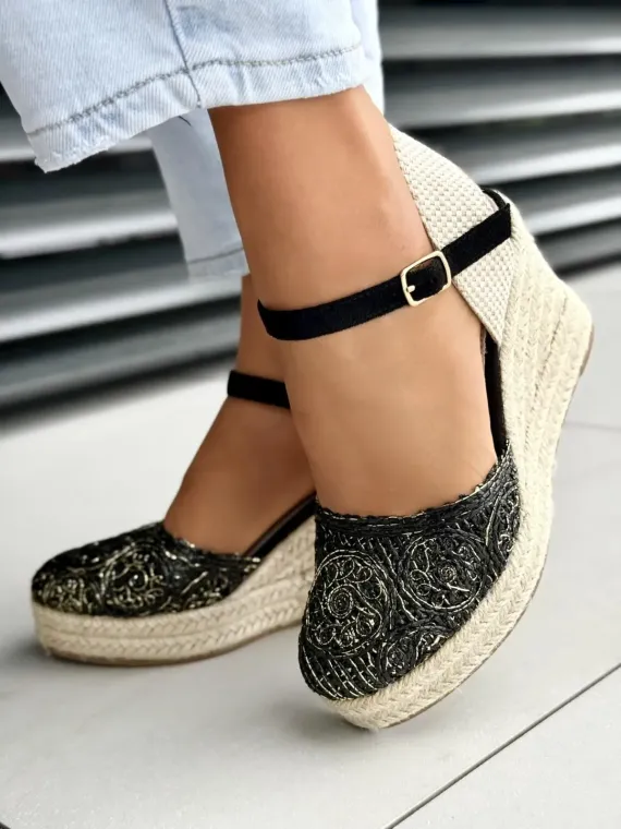 Modne i wygodne espadryle