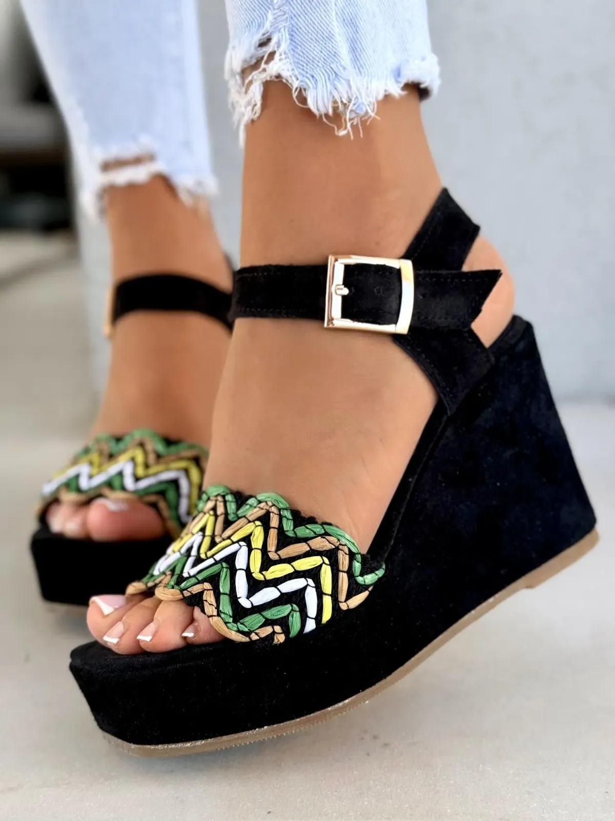 Sandałki na koturnie OLEKSY ze skóry naturalnej Polskiej produkcji