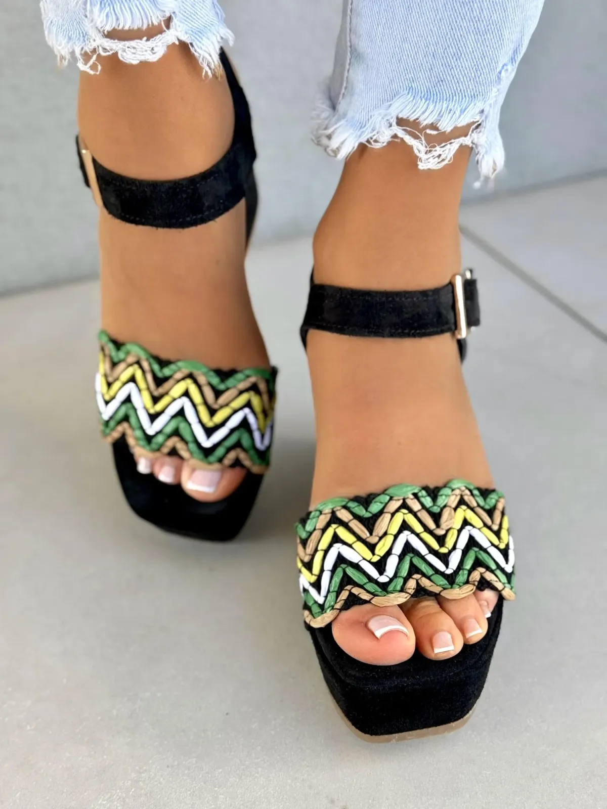 Sandałki na koturnie OLEKSY ze skóry naturalnej Polskiej produkcji