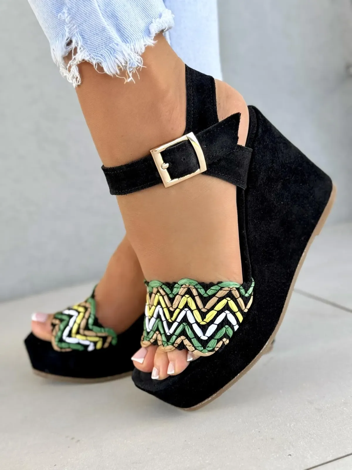 Sandałki na koturnie OLEKSY ze skóry naturalnej Polskiej produkcji