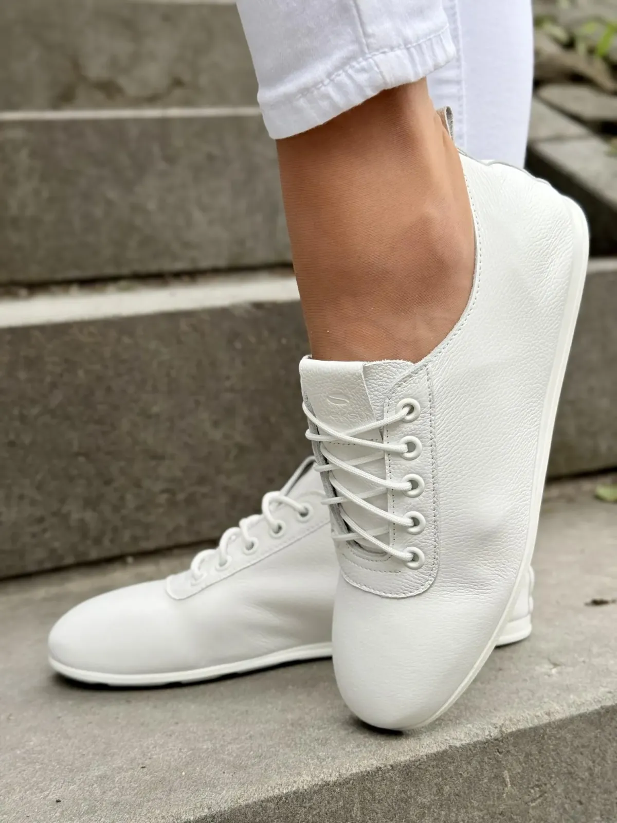 Sneakersy damskie OLEKSY ze skóry naturalnej Polskiej produkcji