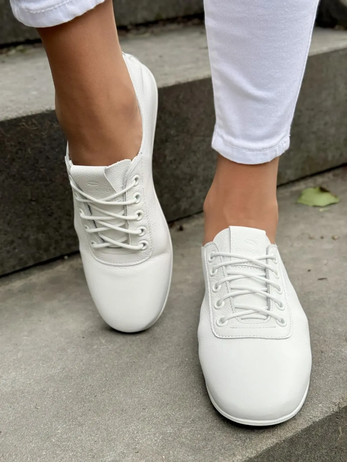 Sneakersy damskie OLEKSY ze skóry naturalnej Polskiej produkcji