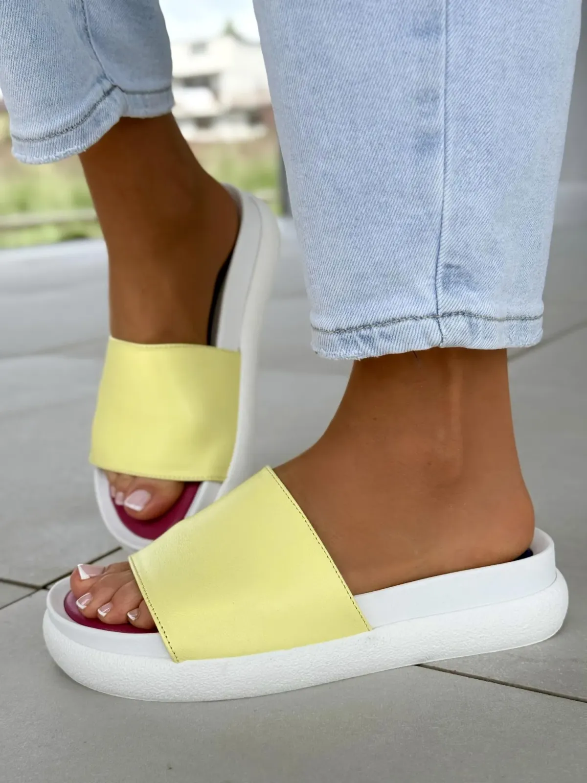 Klapki damskie OLEKSY ze skóry naturalnej Polskiej produkcji