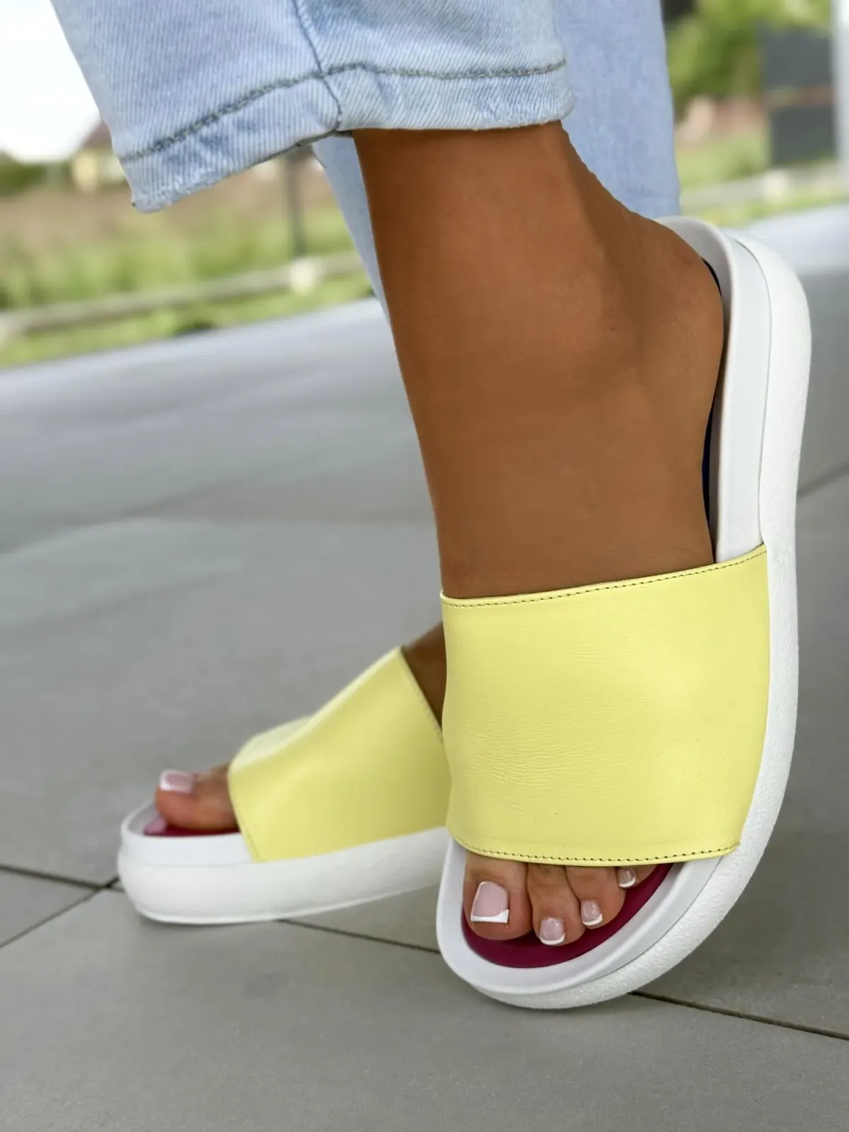 Klapki damskie OLEKSY ze skóry naturalnej Polskiej produkcji