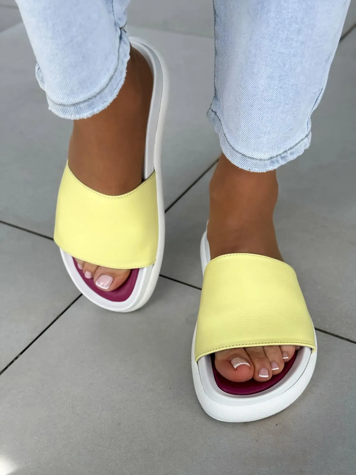 Klapki damskie OLEKSY ze skóry naturalnej Polskiej produkcji