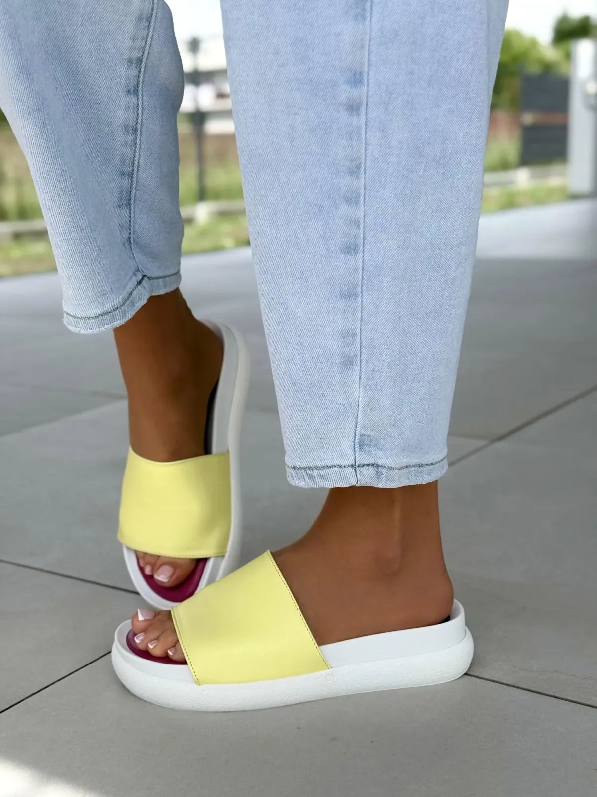 Klapki damskie OLEKSY ze skóry naturalnej Polskiej produkcji