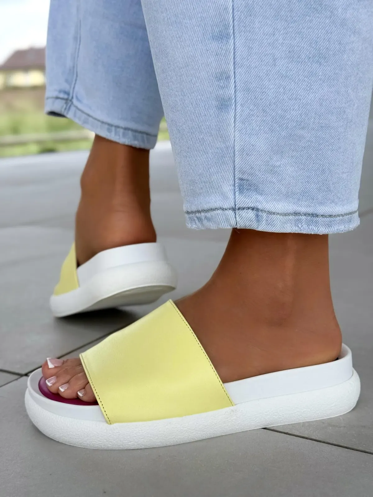 Klapki damskie OLEKSY ze skóry naturalnej Polskiej produkcji