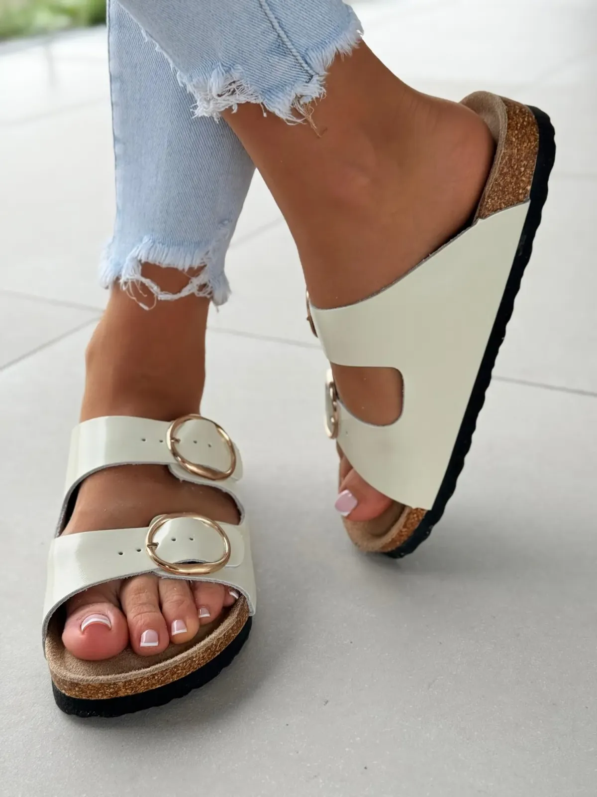 Klapki damskie ze skóry naturalnej