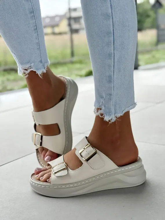 Klapki damskie ze skóry naturalnej