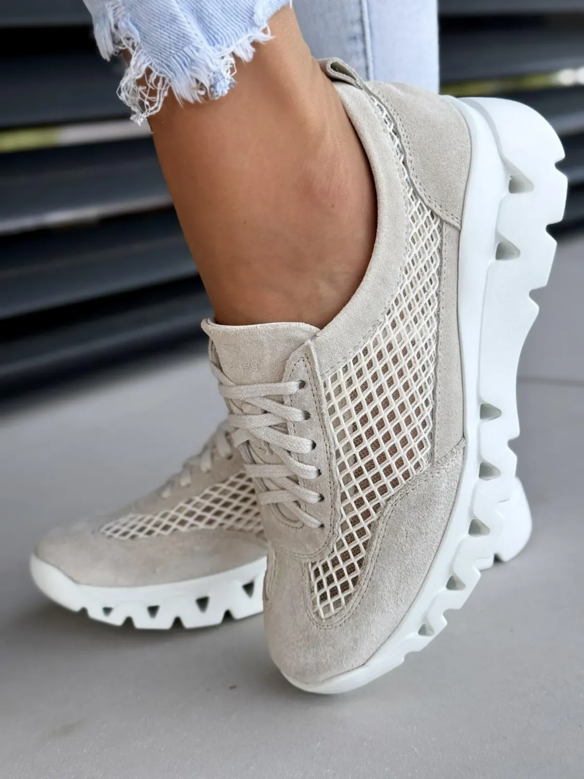 Sneakersy damskie OLEKSY ze skóry naturalnej Polskiej produkcji