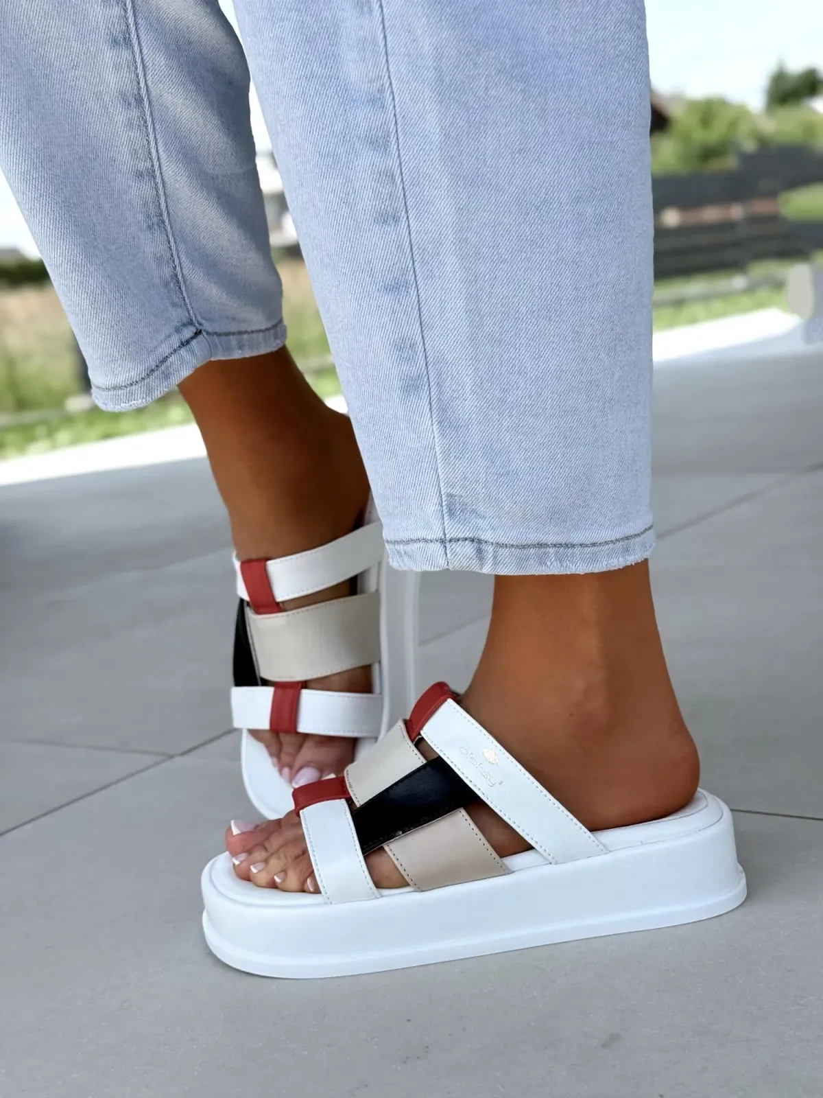 Klapki damskie OLEKSY ze skóry naturalnej Polskiej produkcji