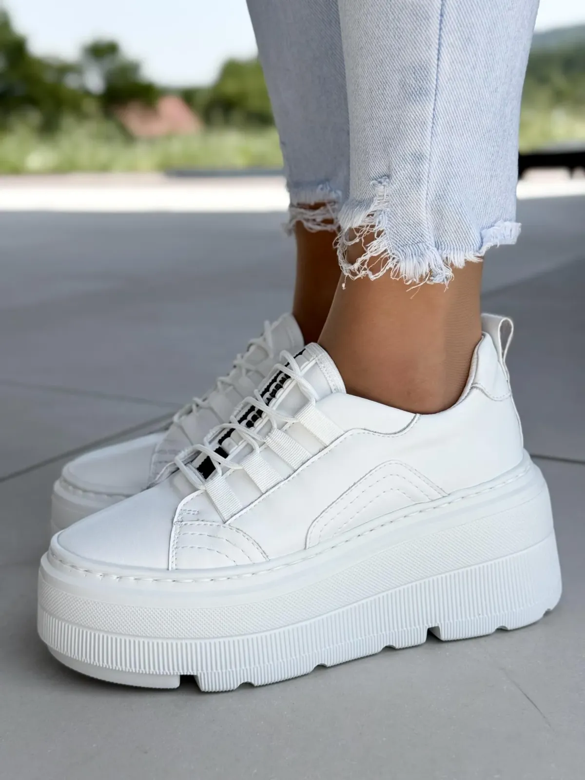 Sneakersy damskie OLEKSY ze skóry naturalnej Polskiej produkcji