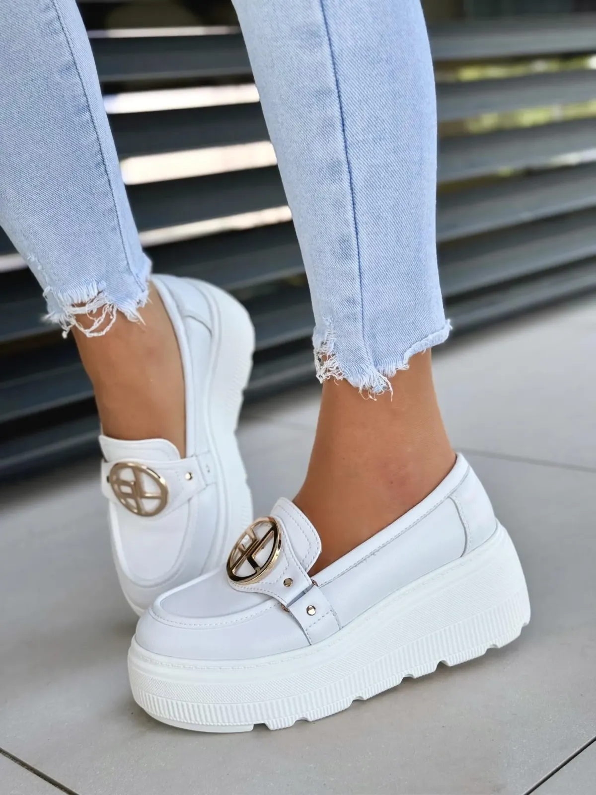 Sneakersy damskie ze skóry naturalnej