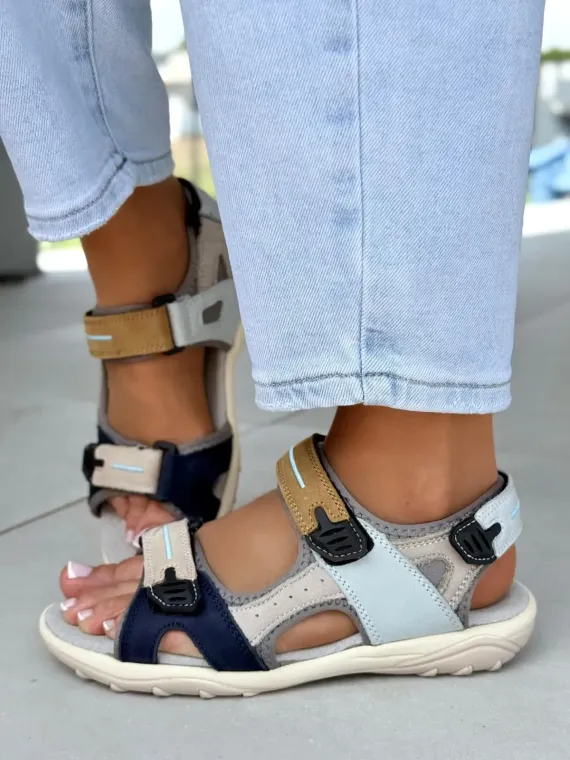 Sandałki damskie ze skóry naturalnej