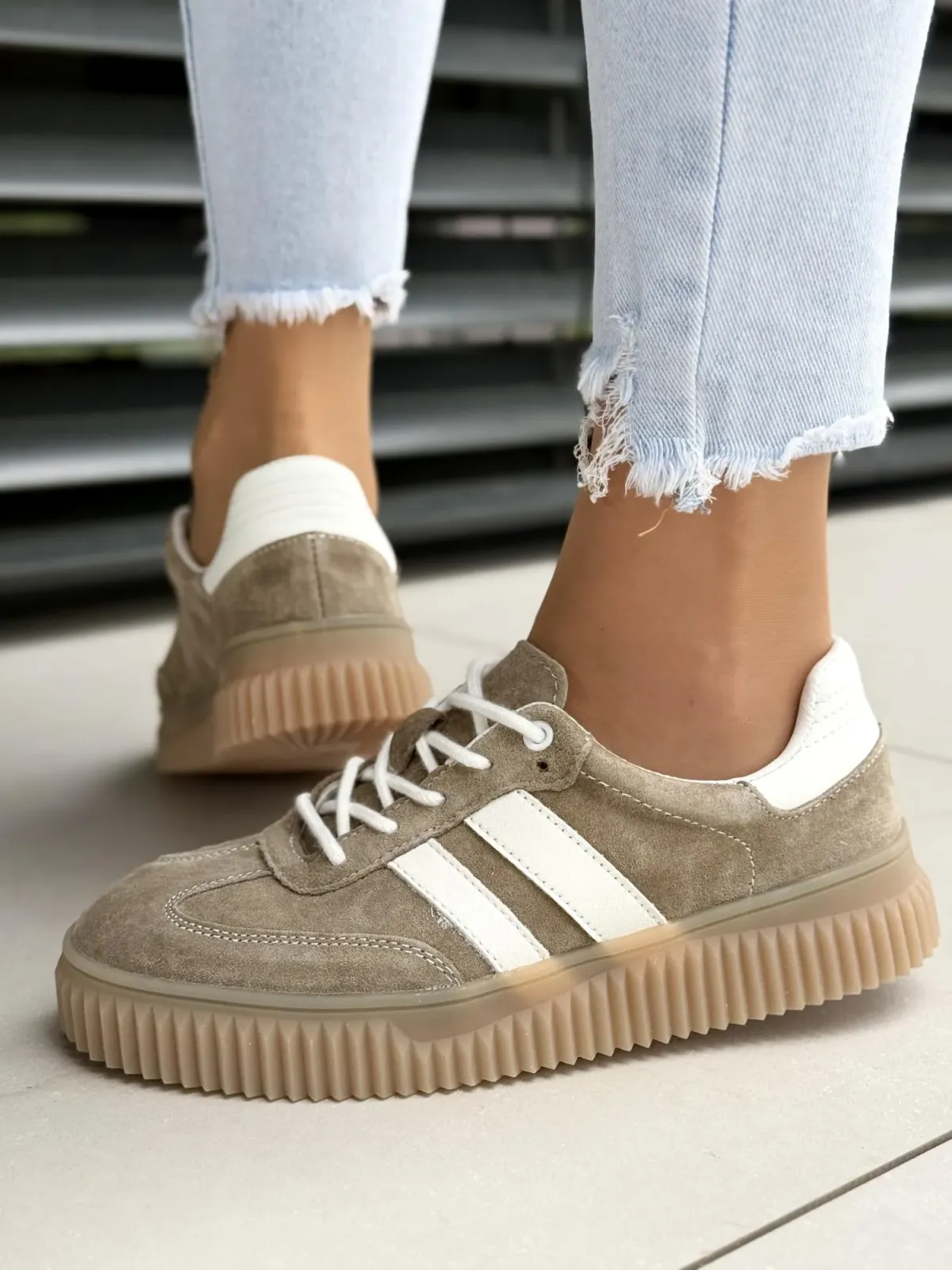 Sneakersy damskie ze skóry naturalnej