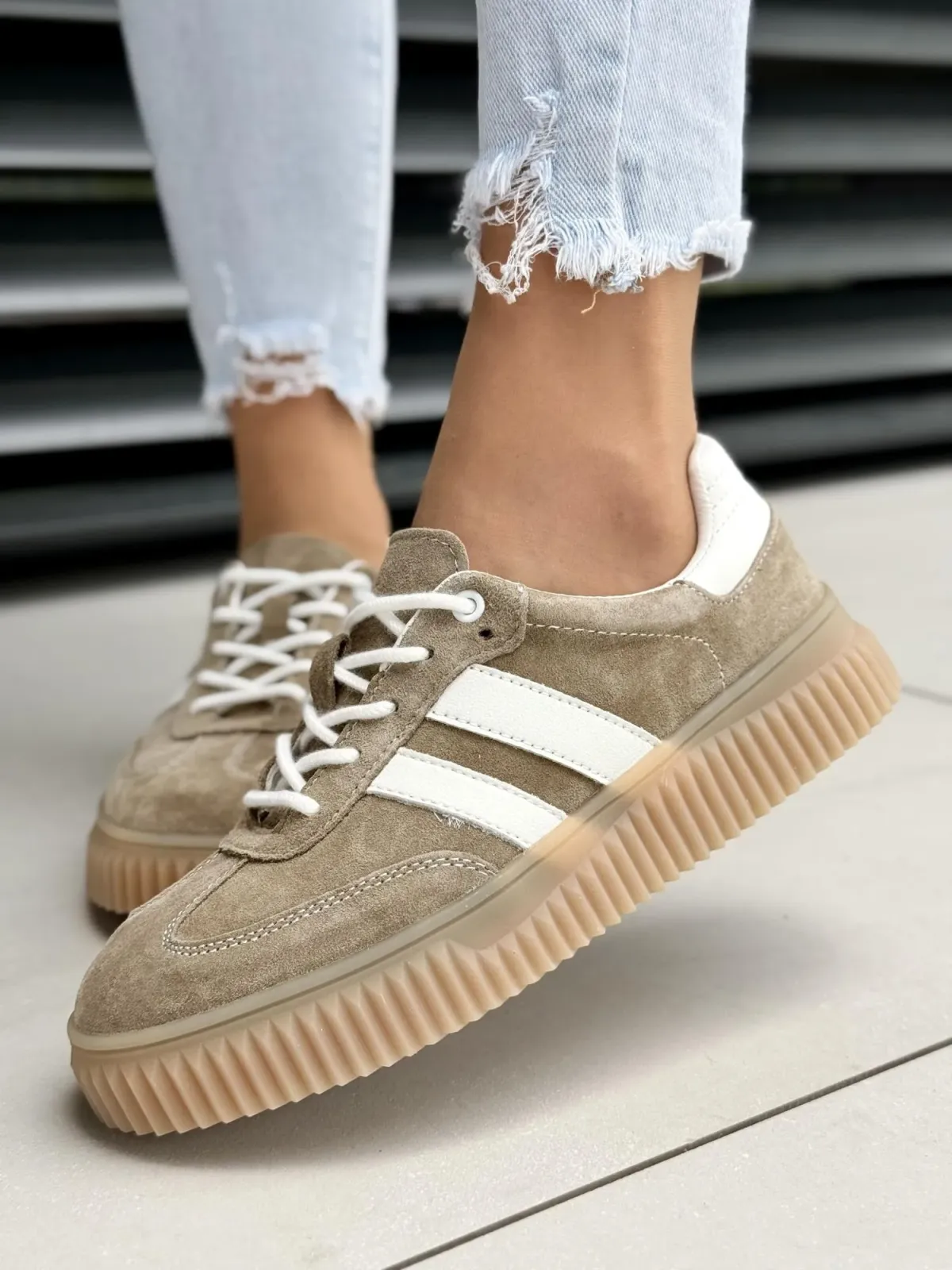 Sneakersy damskie ze skóry naturalnej