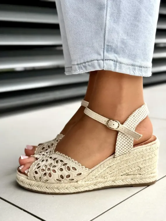 Mega lekkie miękkie i wygodne sandały damskie