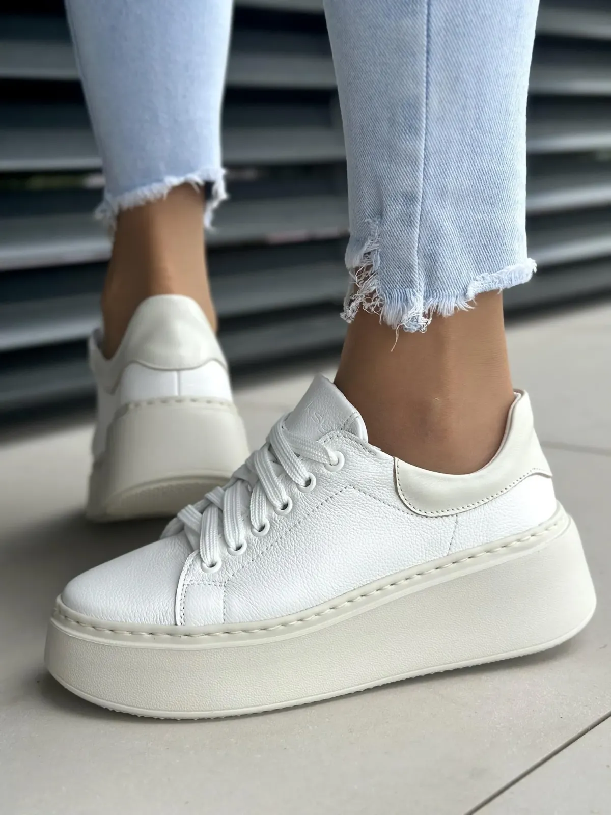 Sneakersy damskie OLEKSY ze skóry naturalnej Polskiej produkcji