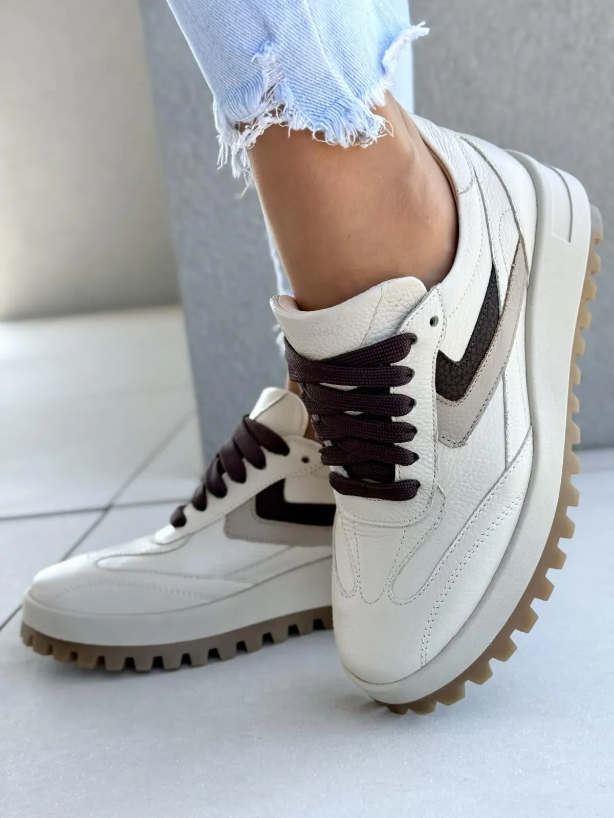 Sneakersy damskie OLEKSY ze skóry naturalnej Polskiej produkcji