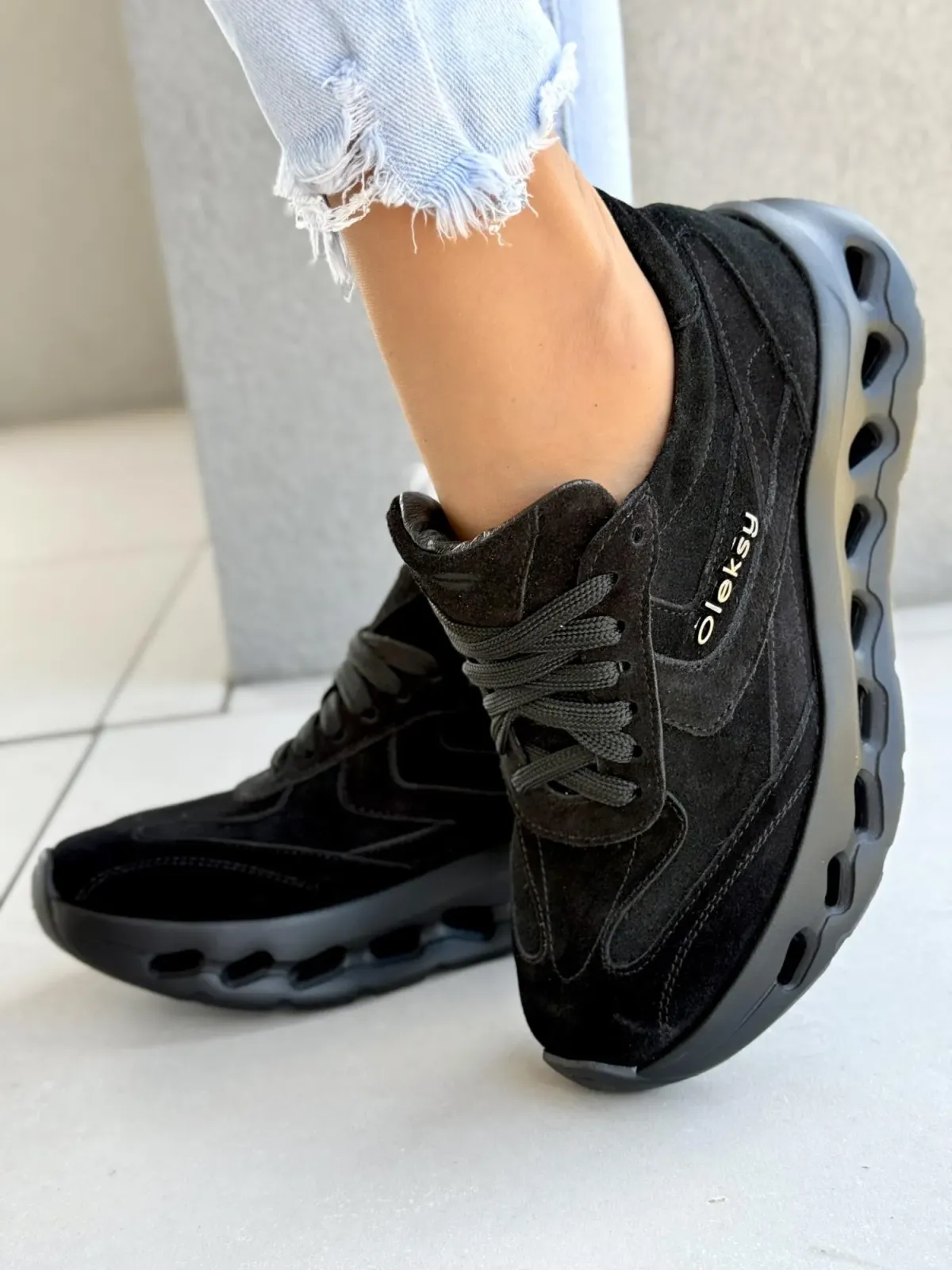 Sneakersy damskie OLEKSY ze skóry naturalnej Polskiej produkcji