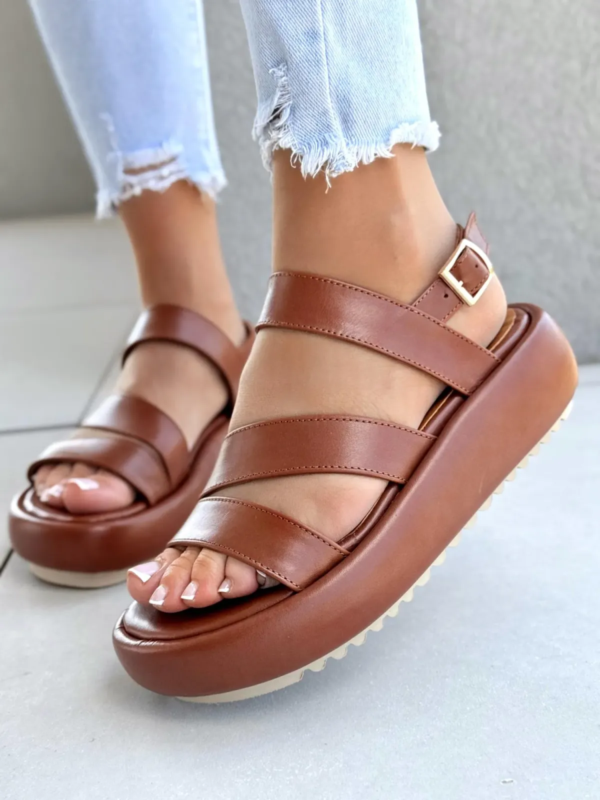 Sandałki damskie OLEKSY ze skóry naturalnej Polskiej produkcji