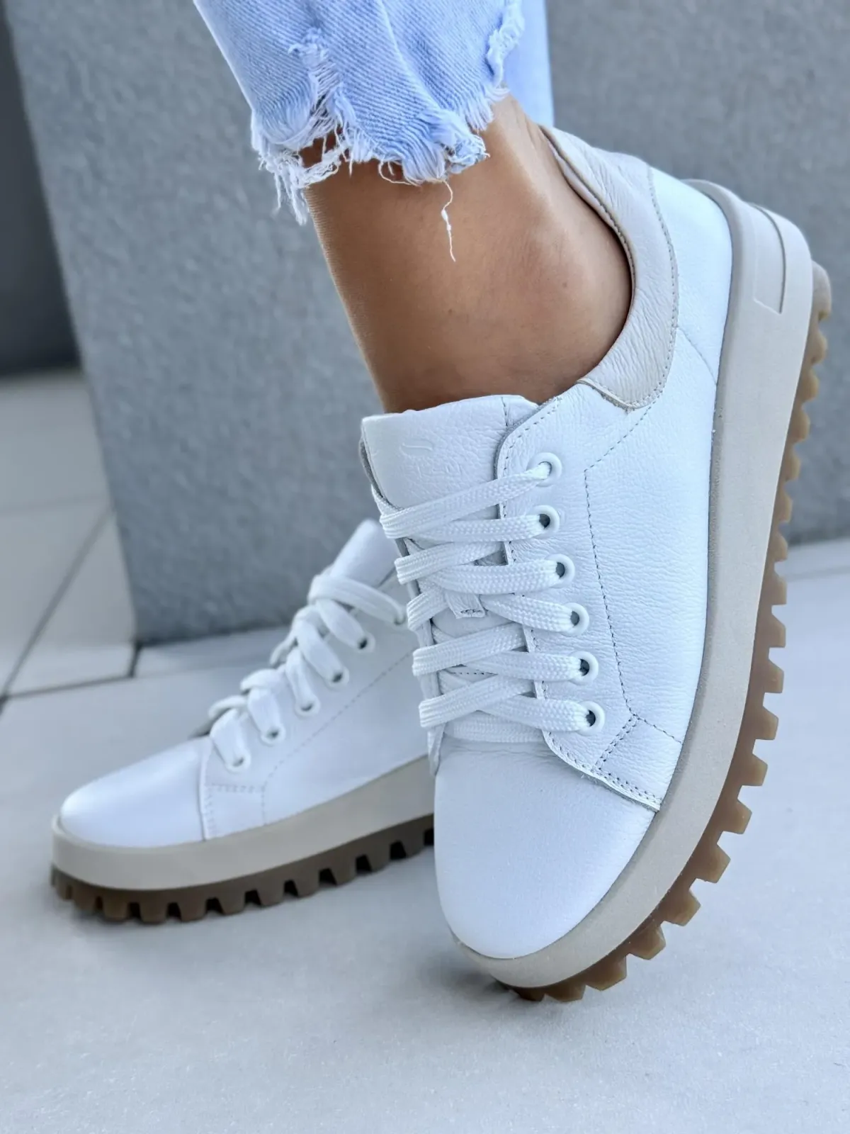 Sneakersy damskie OLEKSY ze skóry naturalnej Polskiej produkcji