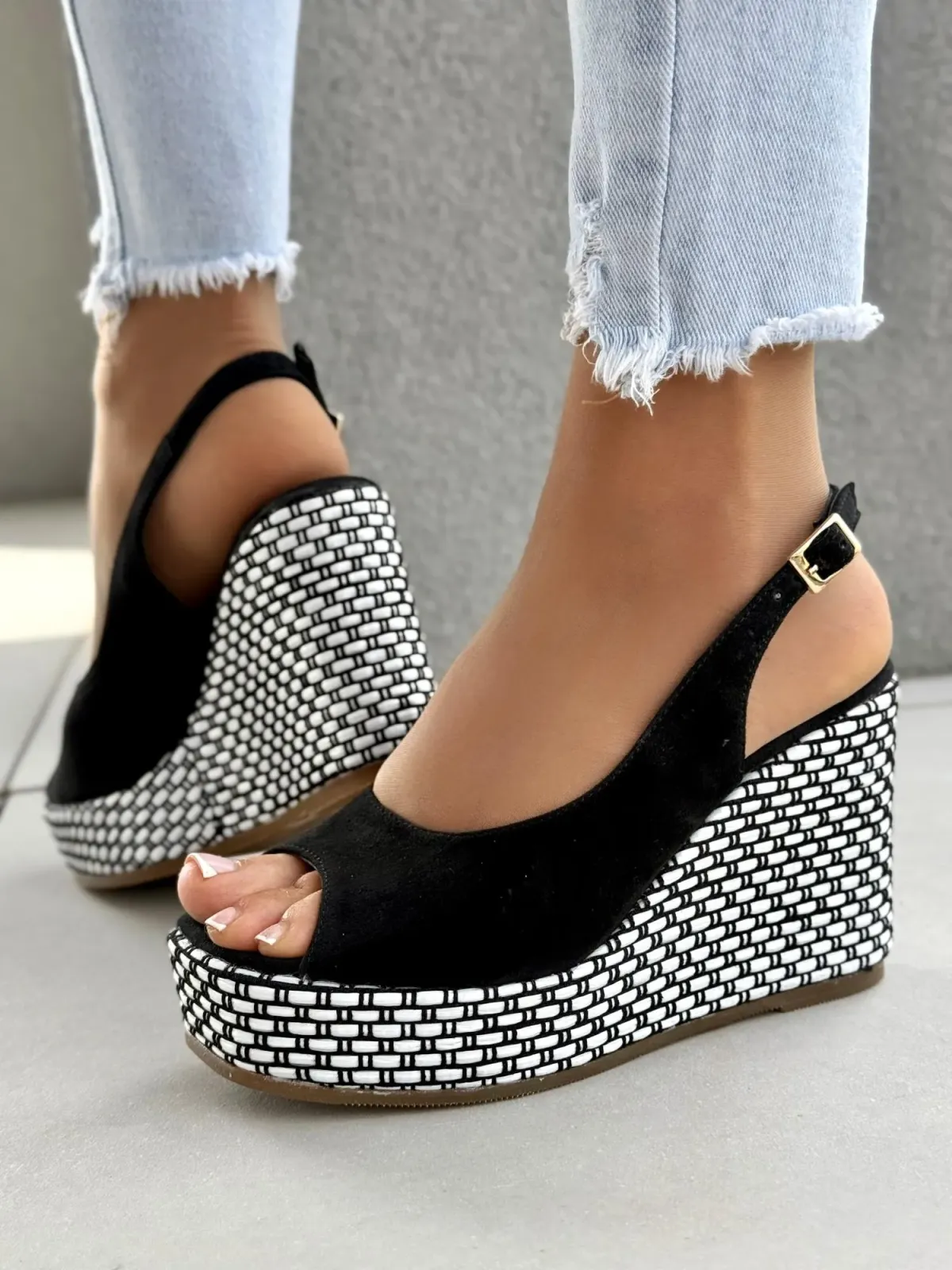 Sandałki damskie OLEKSY ze skóry naturalnej Polskiej produkcji