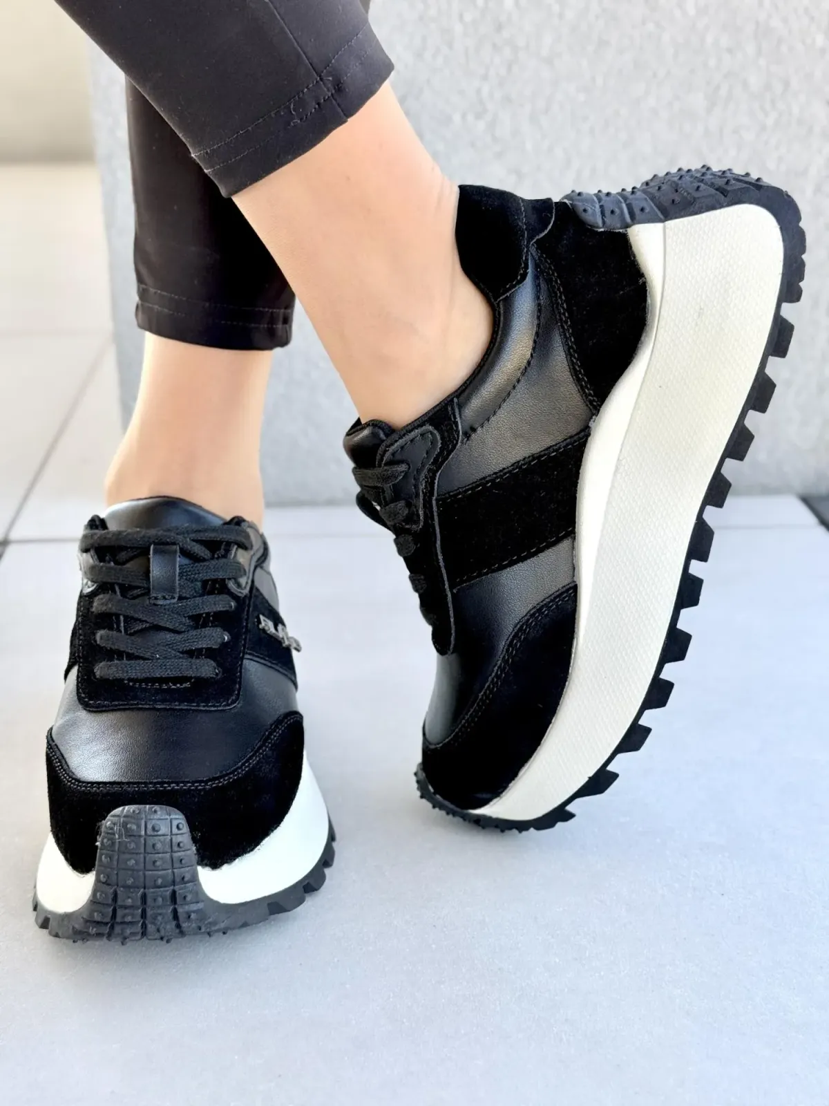 Sneakersy damskie ze skóry naturalnej