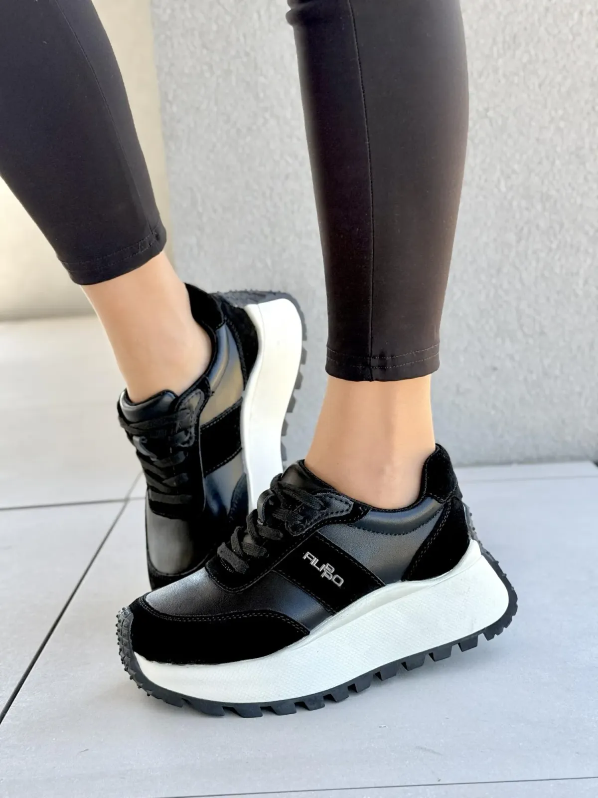 Sneakersy damskie ze skóry naturalnej